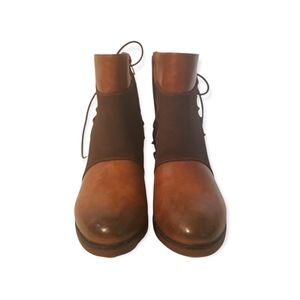 Mata Two Tone Brown Tie Ankle Boot Size 6.5